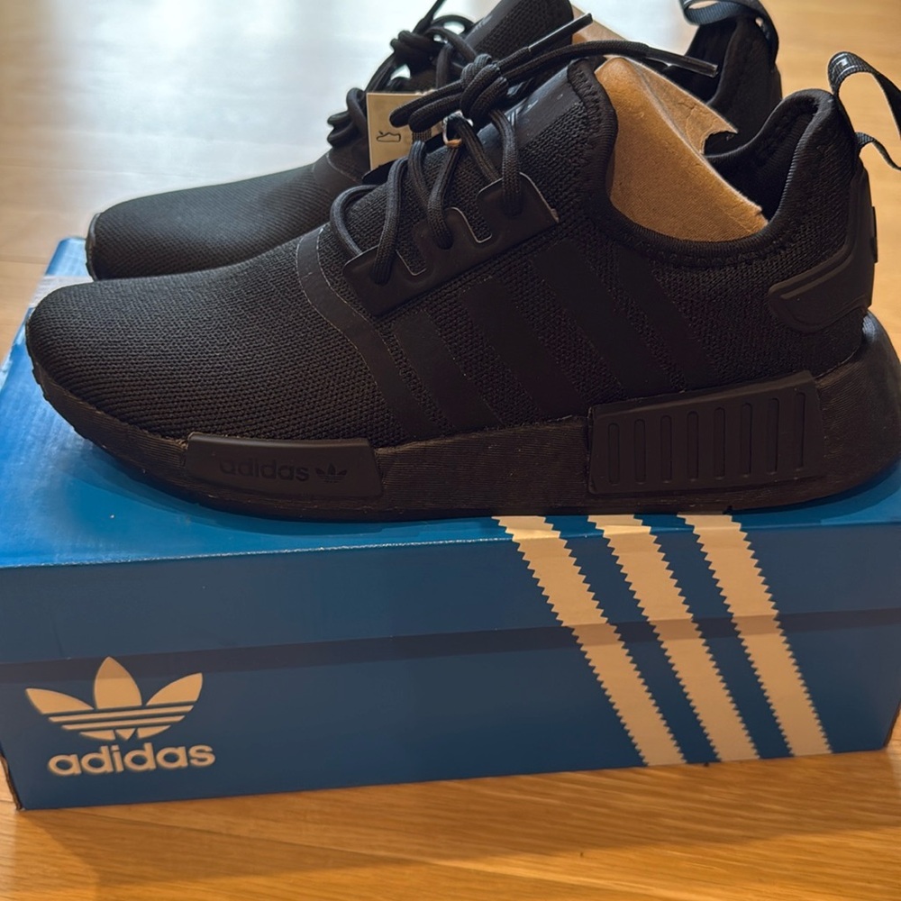 Adidas nmd snakers